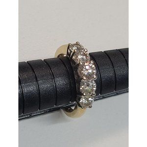 5 Diamond 14K gold 1.66 total ct Ring